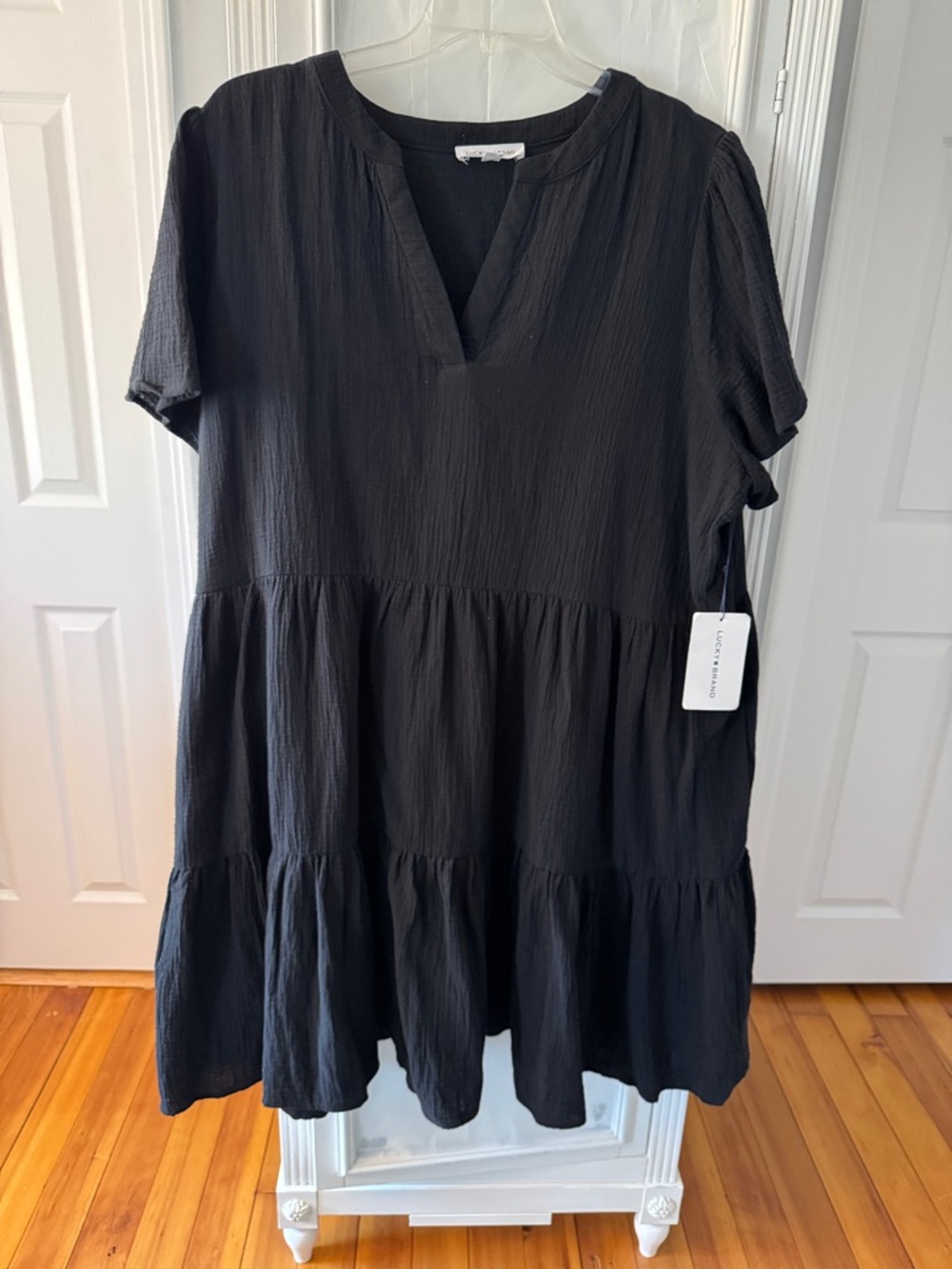 NWT Lucky Brand Black Short-Sleeve Tiered V-Neck Tunic Sz 3X